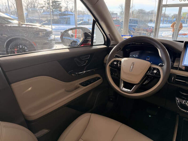 2024 Lincoln Corsair Premiere