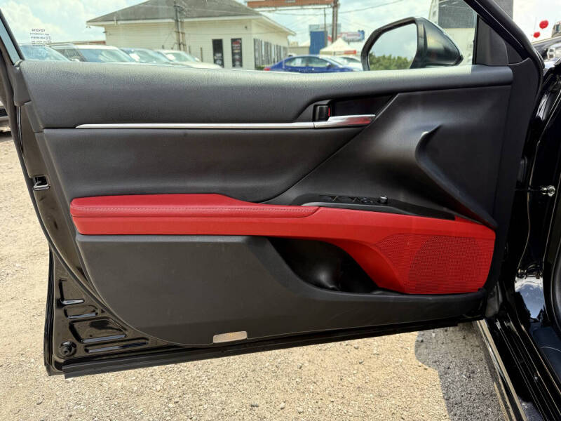 2021 Toyota Camry XSE