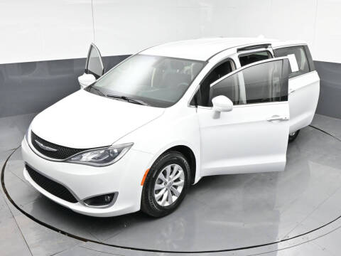 2018 Chrysler Pacifica Touring Plus