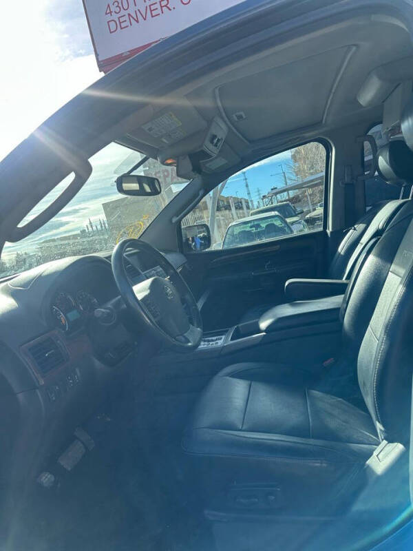 2012 Nissan Armada Platinum