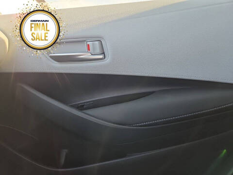 2025 Toyota Corolla Hatchback SE