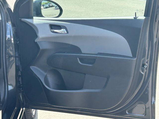 2015 Chevrolet Sonic LT Auto