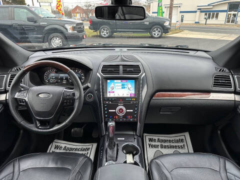 2018 Ford Explorer Platinum