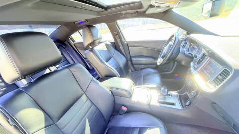 2012 Dodge Charger SXT