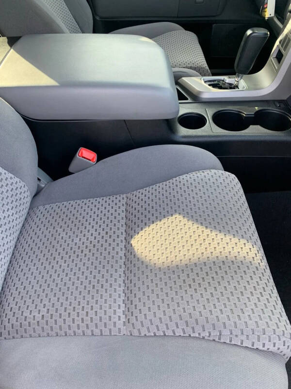 2013 Toyota Tundra Grade