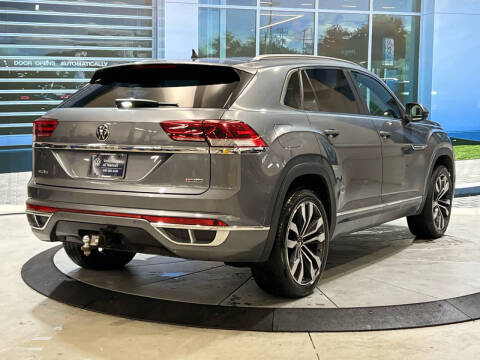 2020 Volkswagen Atlas Cross Sport V6 SEL R-Line 4Motion