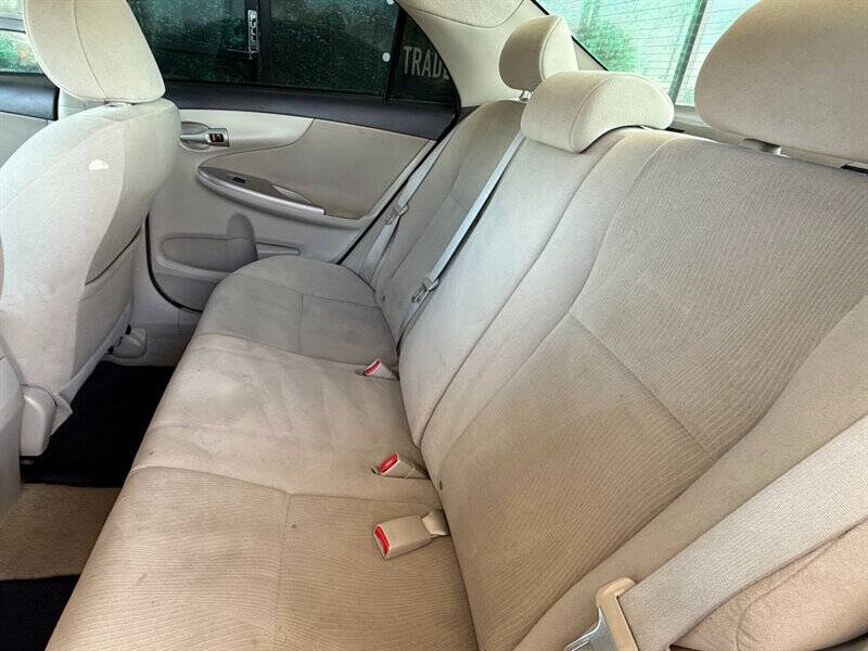 2013 Toyota Corolla LE