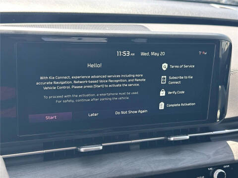 2024 Kia Carnival EX