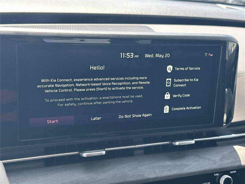 2024 Kia Carnival EX