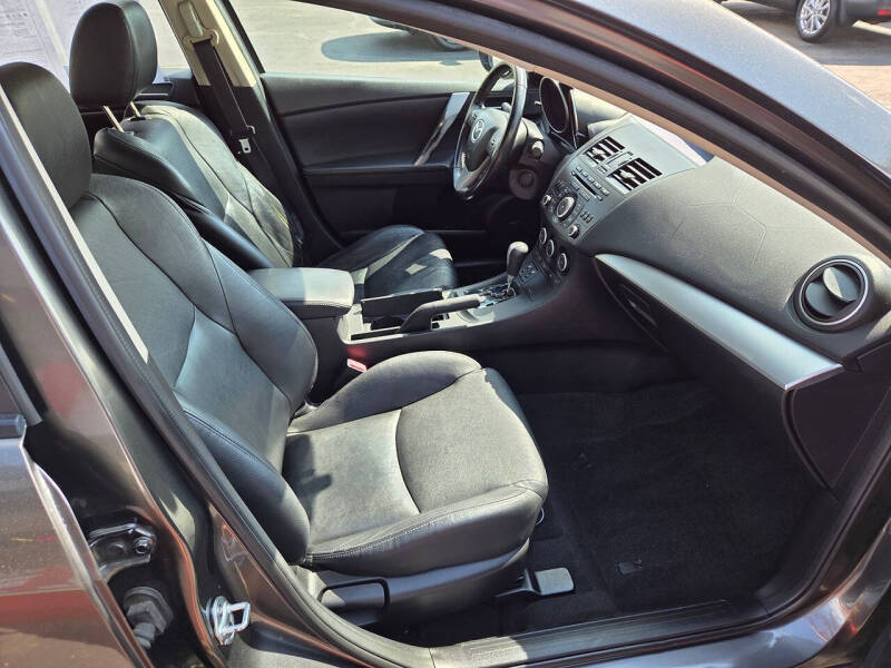 2012 Mazda MAZDA3 s Grand Touring
