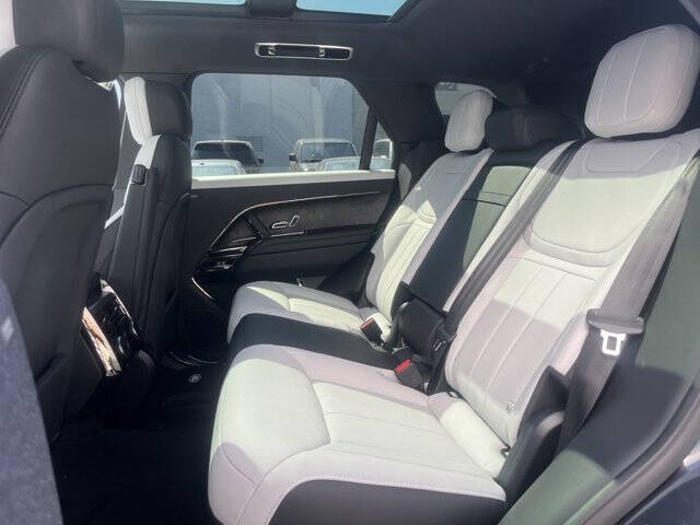 2025 Land Rover Range Rover Sport P530 Dynamic SE