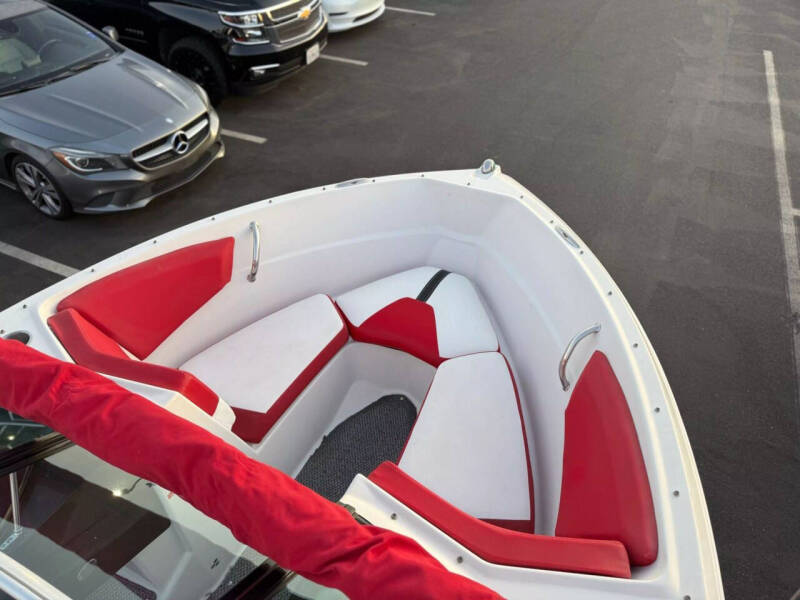 2013 Four Winns 200H