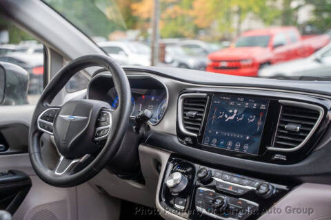 2020 Chrysler Pacifica Touring