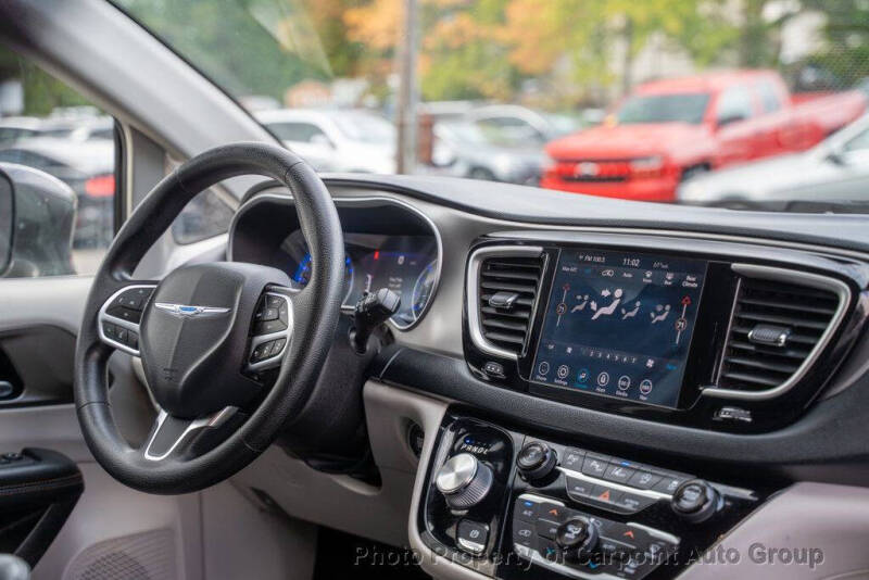 2020 Chrysler Pacifica Touring