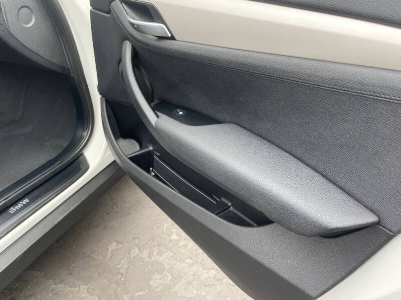 2015 BMW X1 sDrive28i