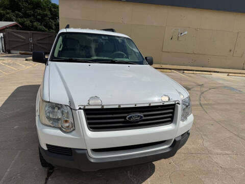 2006 Ford Explorer XLS