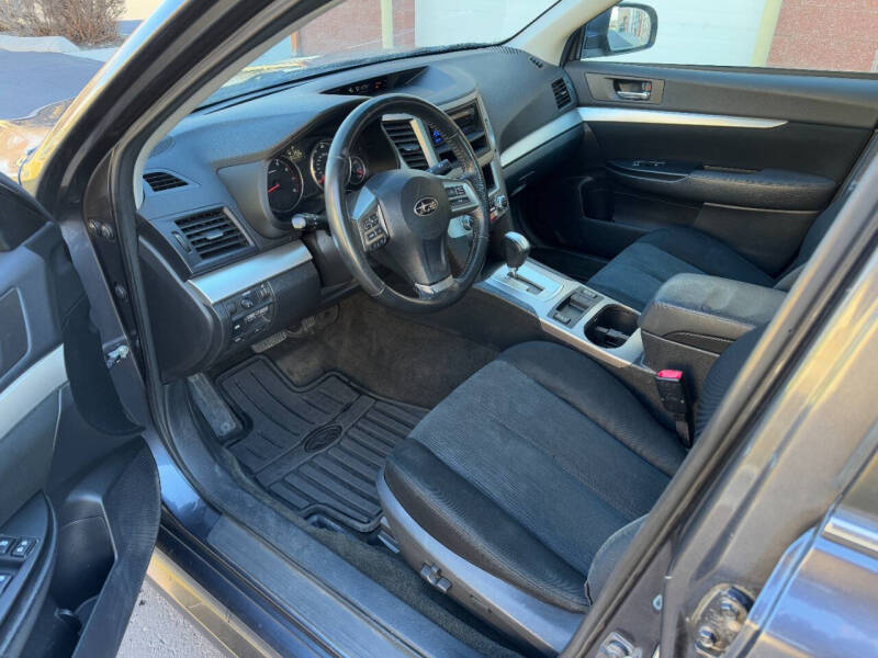 Image 10 of 2013 Subaru Legacy 2.5i Premium