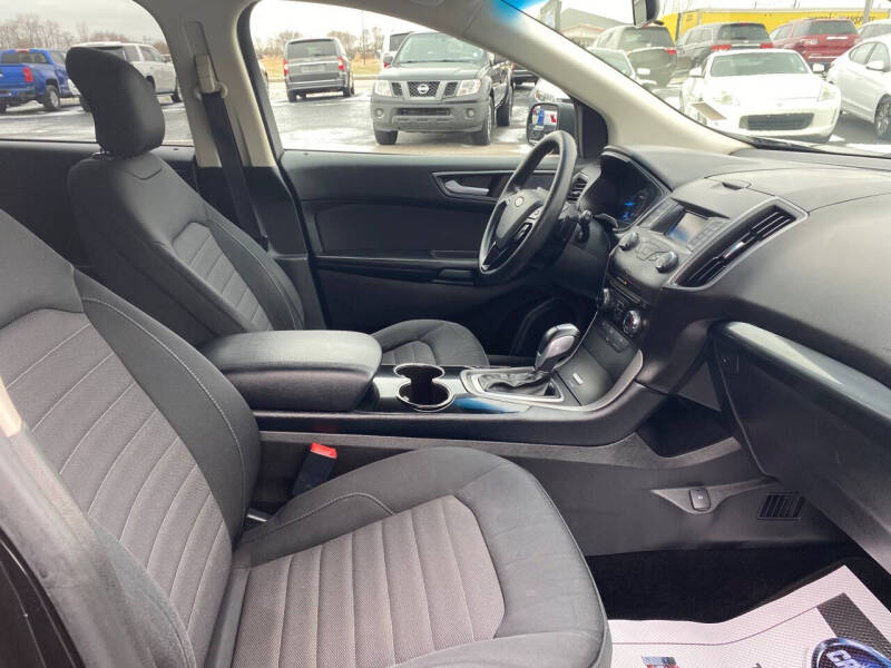 2015 Ford Edge SE