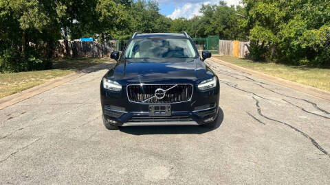 2016 Volvo XC90 T6 Momentum