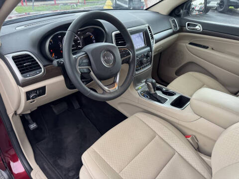 2018 Jeep Grand Cherokee Laredo E