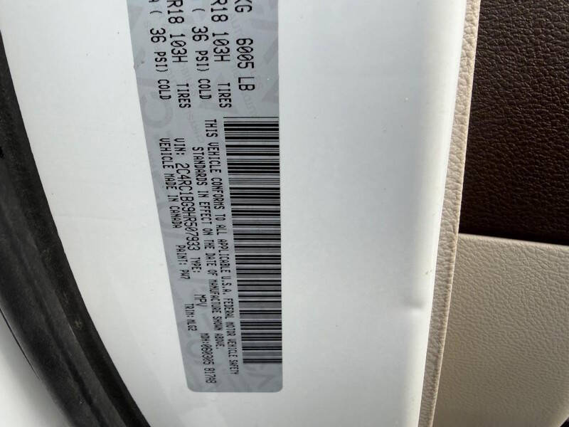 2017 Chrysler Pacifica Touring-L