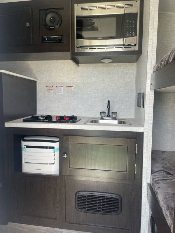 2024 Braxton Creek Bushwhacker Plus 17BH