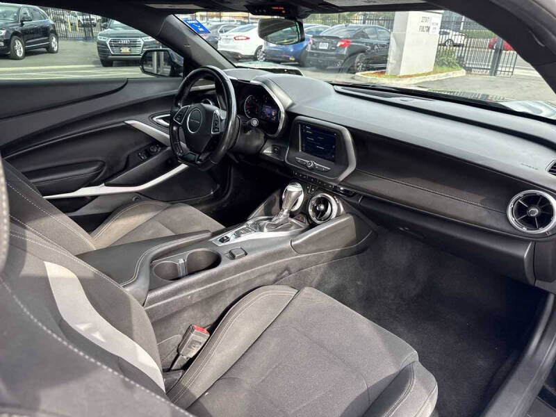 2019 Chevrolet Camaro LT