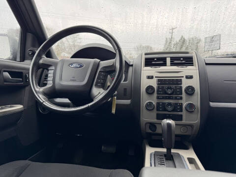 2009 Ford Escape XLT