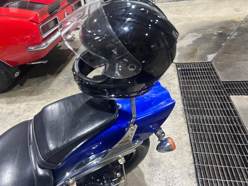 2006 Suzuki Boulevard