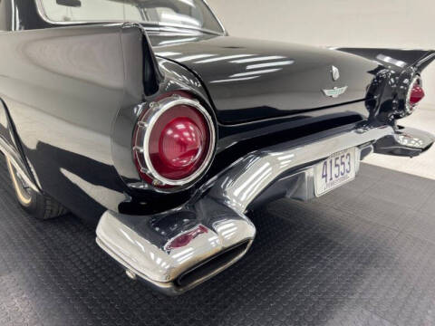 1957 Ford Thunderbird