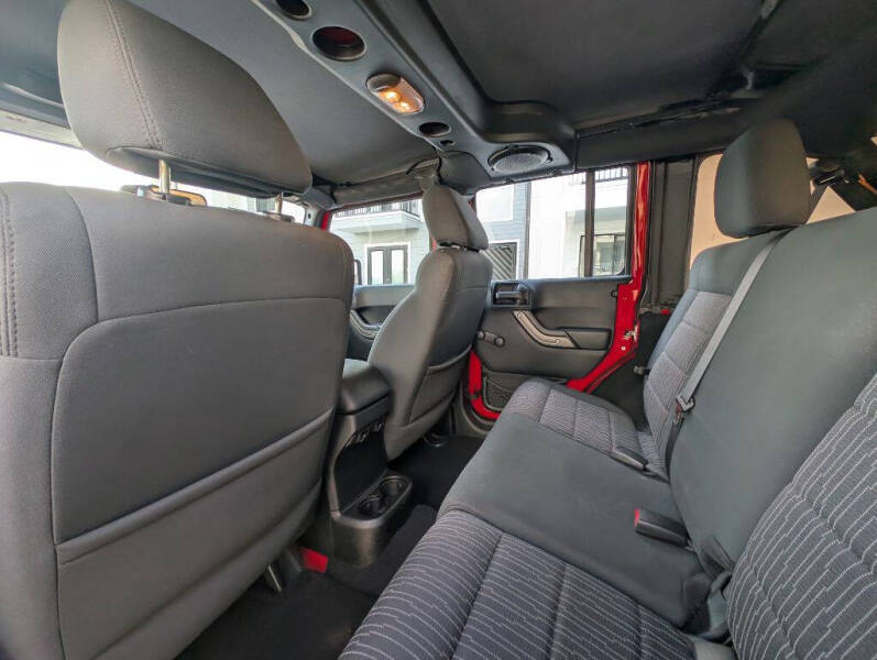 2012 Jeep Wrangler Unlimited Sport