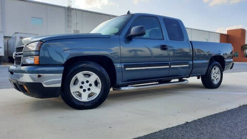 2007 Chevrolet Silverado 1500 Classic for sale at JULIANO'S GARAGE AUTO SALES in Ocoee FL