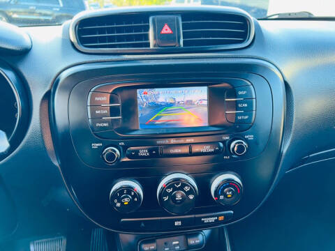 2016 Kia Soul +