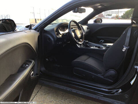 2021 Dodge Challenger SXT