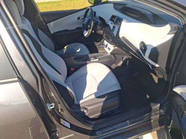 2017 Toyota Prius Two