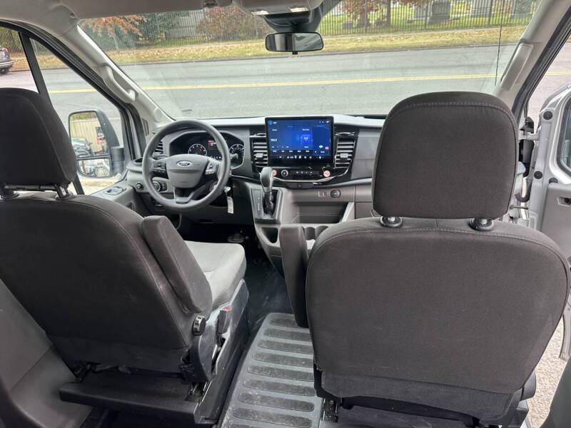 2024 Ford Transit 350 XLT