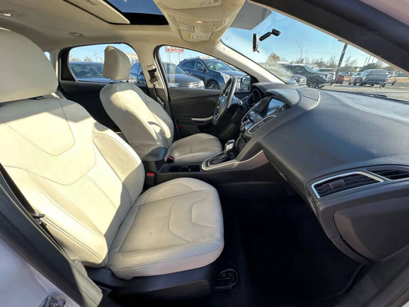 2017 Ford Focus Titanium