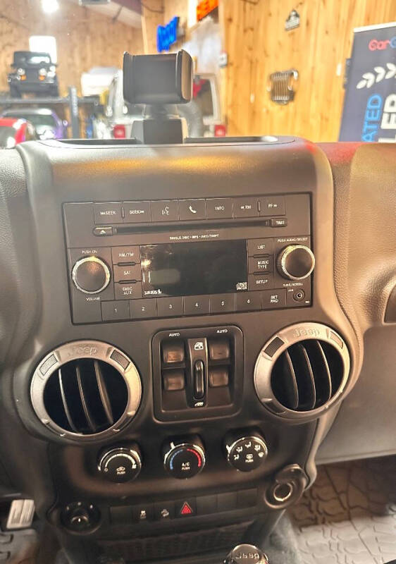 2017 Jeep Wrangler Unlimited Sport S