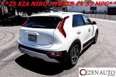 2025 Kia Niro LX