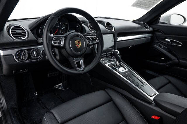 2025 Porsche 718 Cayman