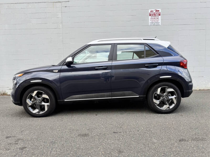 2023 Hyundai Venue Limited