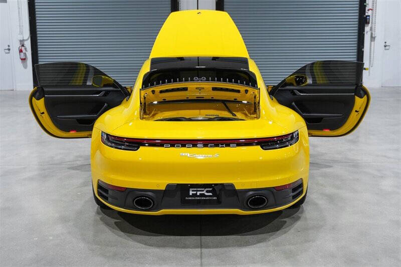 2020 Porsche 911 Carrera S