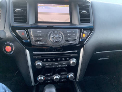 2014 Nissan Pathfinder SV