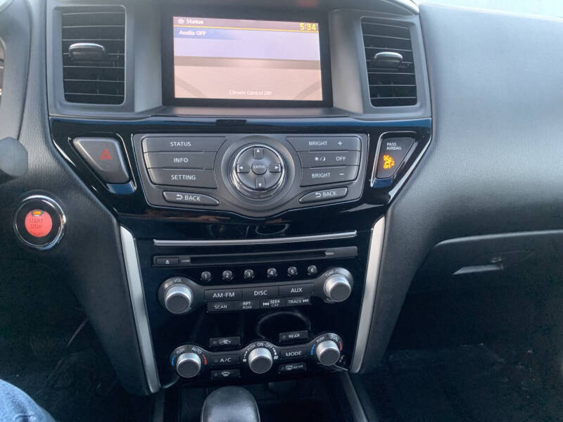 2014 Nissan Pathfinder SV