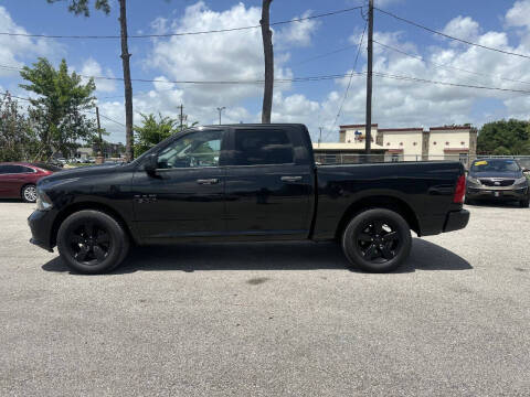 2018 RAM 1500 Express