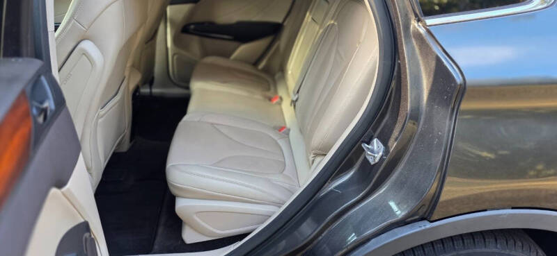 2017 Lincoln MKC Select