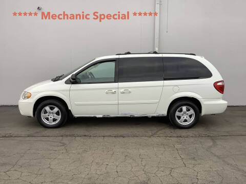 2005 Dodge Grand Caravan SXT