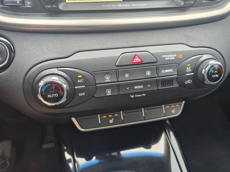 2016 Kia Sorento SX V6