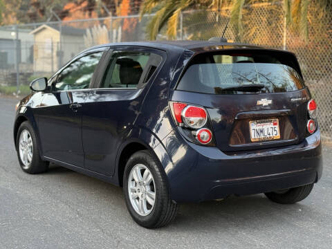 2015 Chevrolet Sonic LT Manual