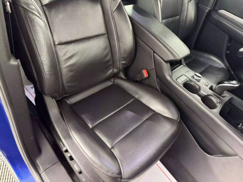 2021 Cadillac XT4 Premium Luxury